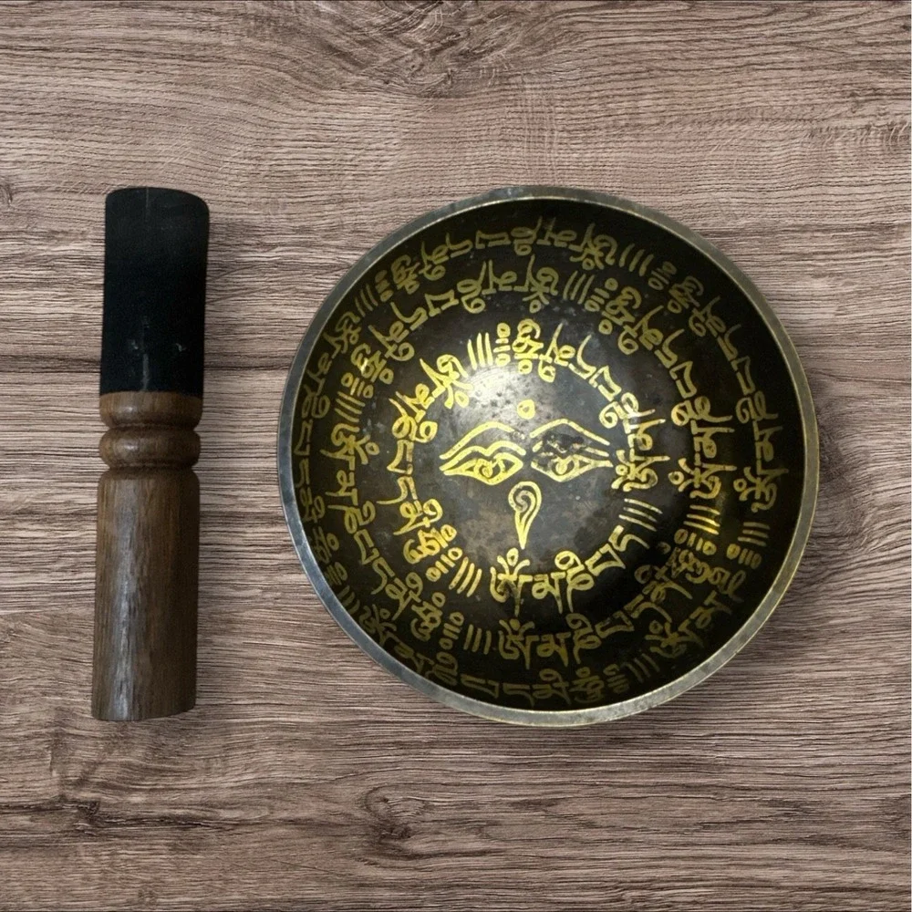 4 Inches Buddha Eye Carving - Tibetan Handmade Singing Bowl - Sound Meditation